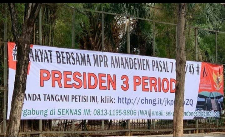 Desain Dukung Tiga Periode